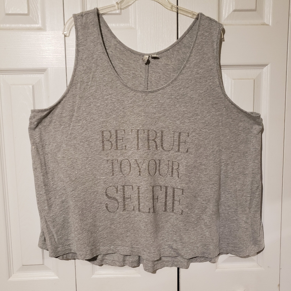 Grey tank top